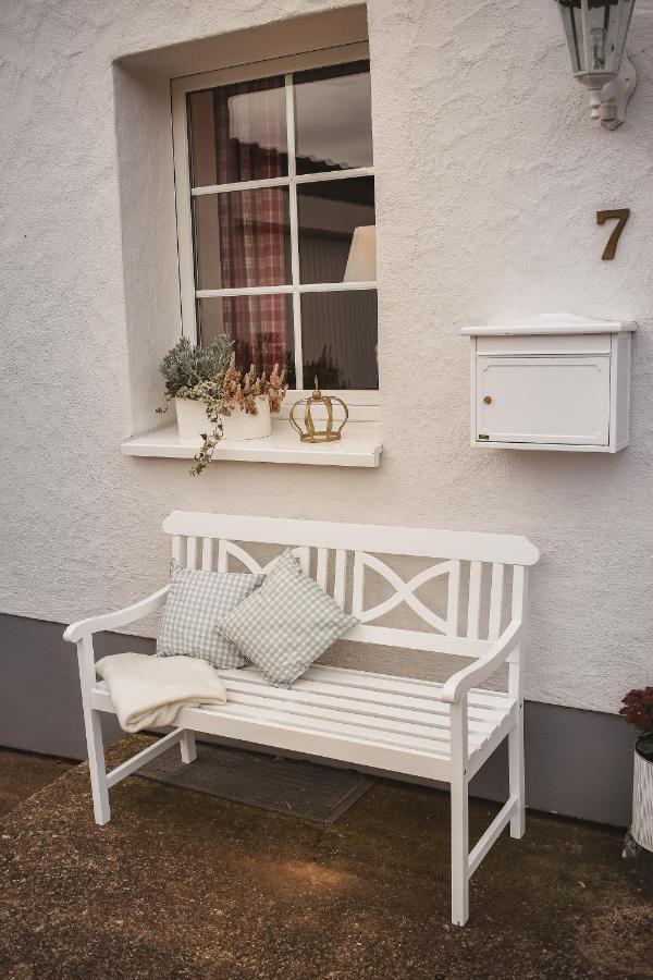 Wohlfuehl-ferienhaus Eifel-landurlaub Mit Herz